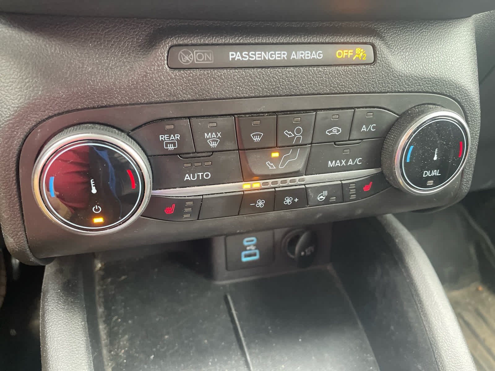 Used 2023 Star White Metallic Tri-Coat Ford Active image 11