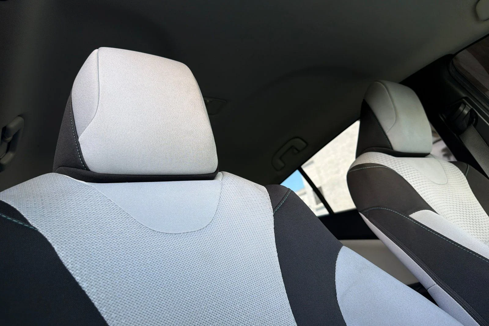 Used 2022 Gray Toyota LE image 19