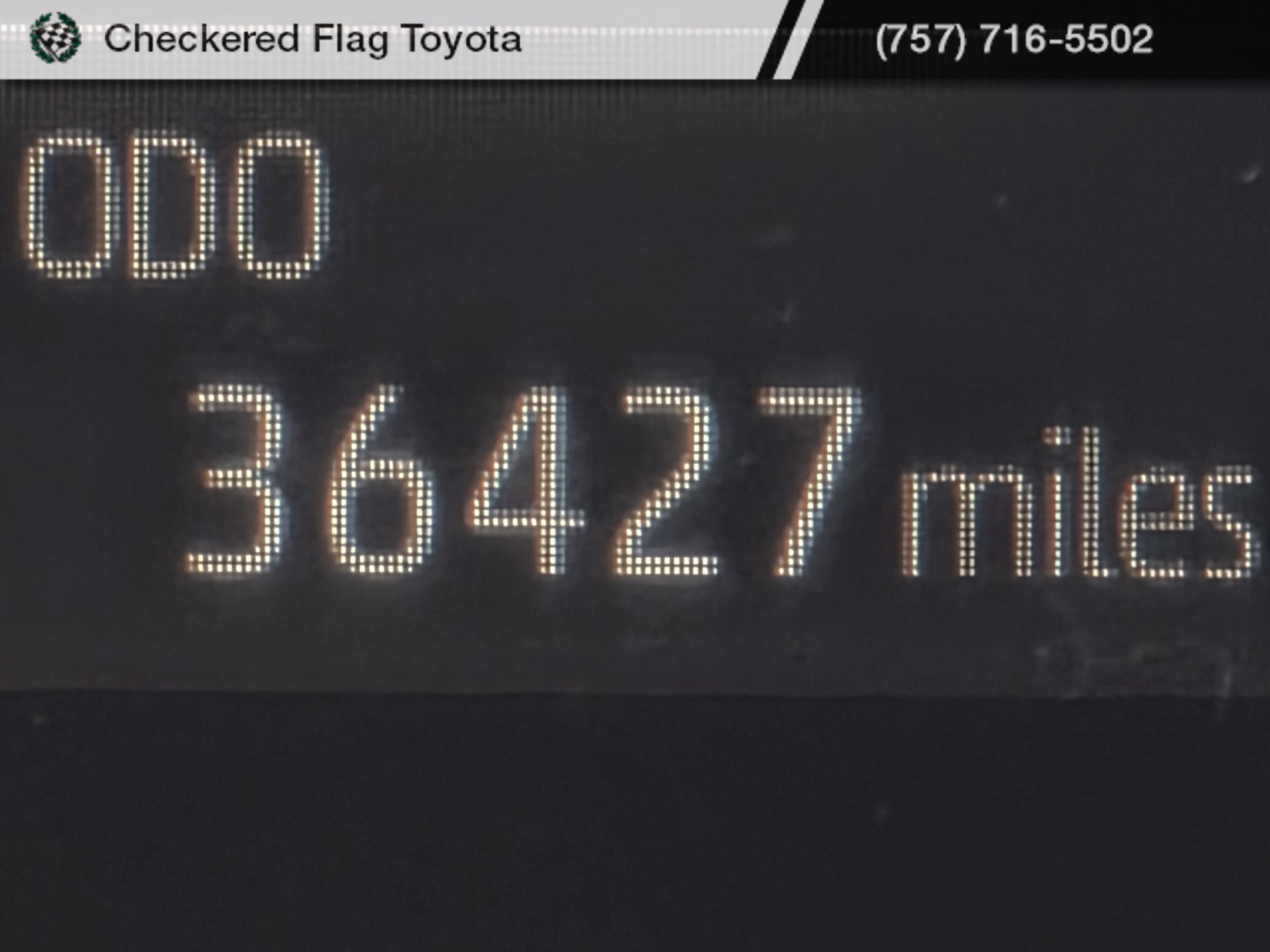 Used 2021 Moon Dust Toyota XLE image 13