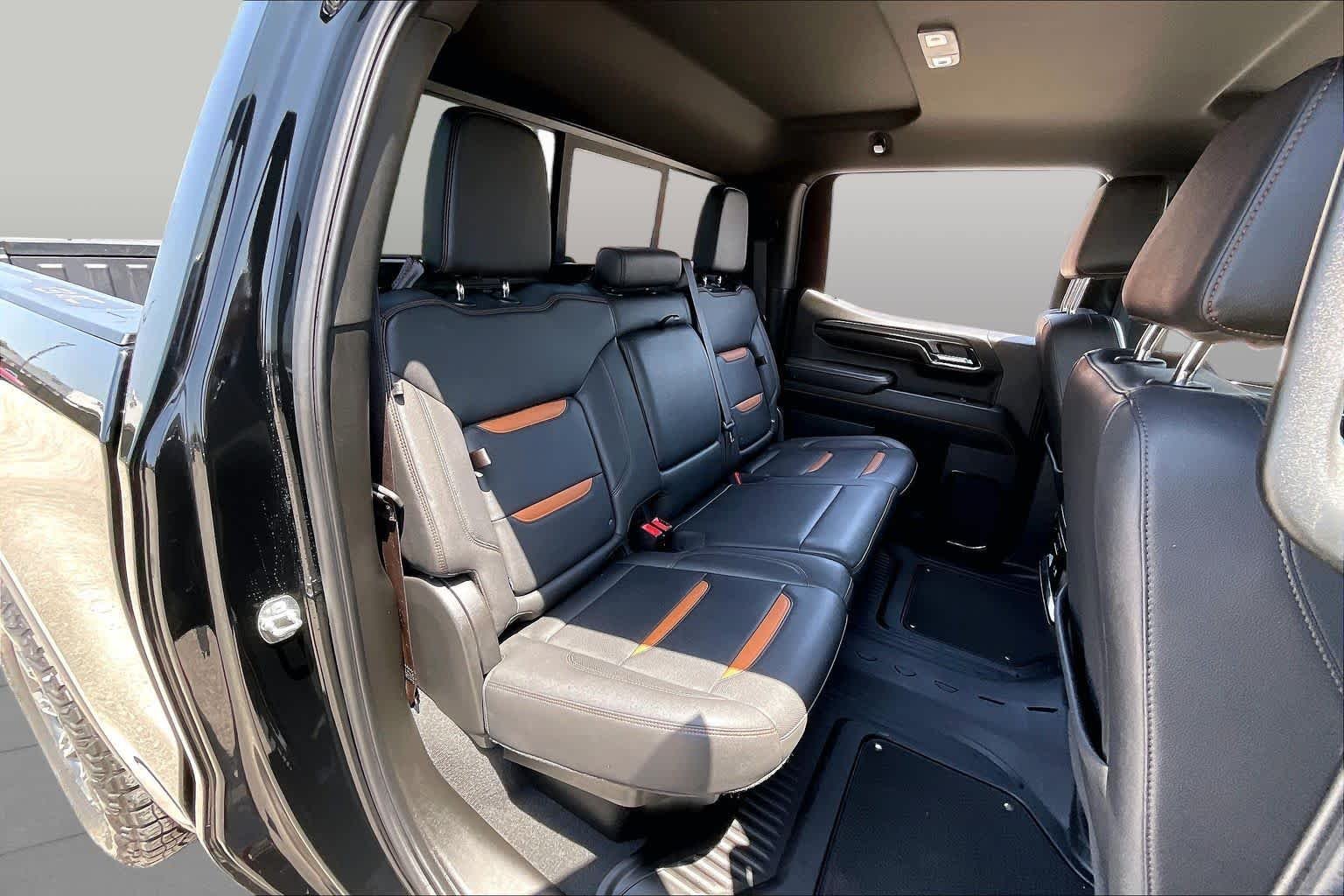 Used 2024 Onyx Black GMC AT4 image 20