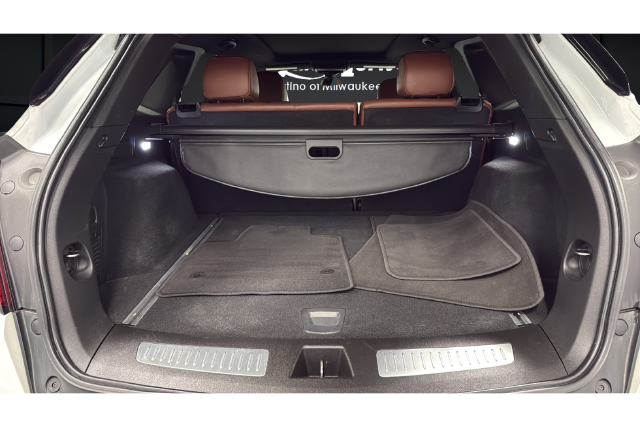 Used 2020 White Cadillac Premium Luxury image 26