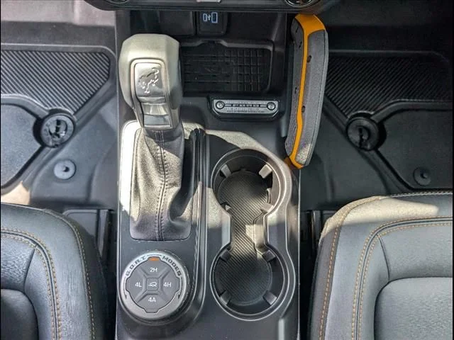 Used 2024 Gray Metallic Ford Badlands image 11