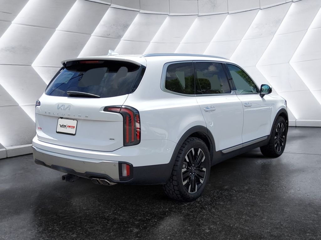 Used 2024 White Kia SX-Prestige image 4