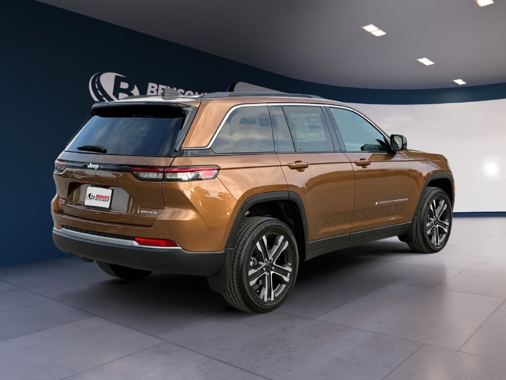 New 2027 Copper Shino Metallic Clearcoat Jeep Limited image 5