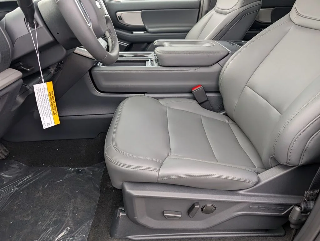 New 2026 Agate Black Metallic Ford Active image 27