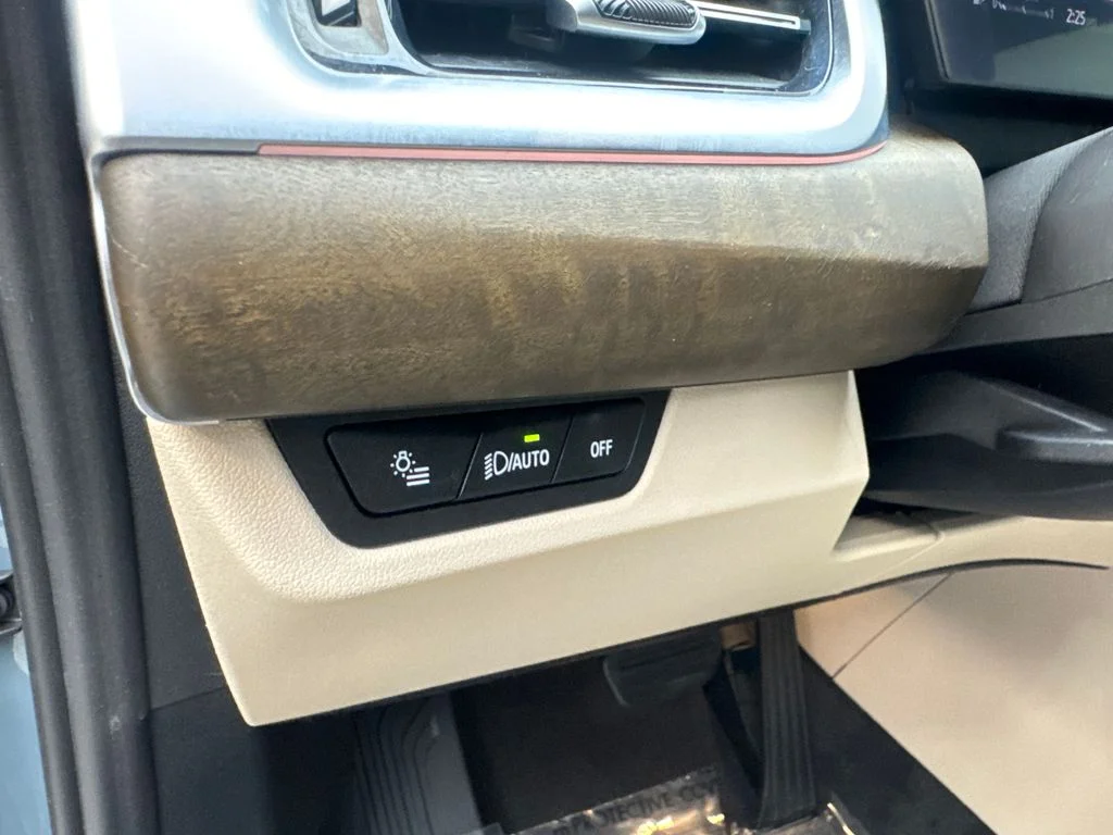 Used 2023 Green BMW xDrive28i image 56