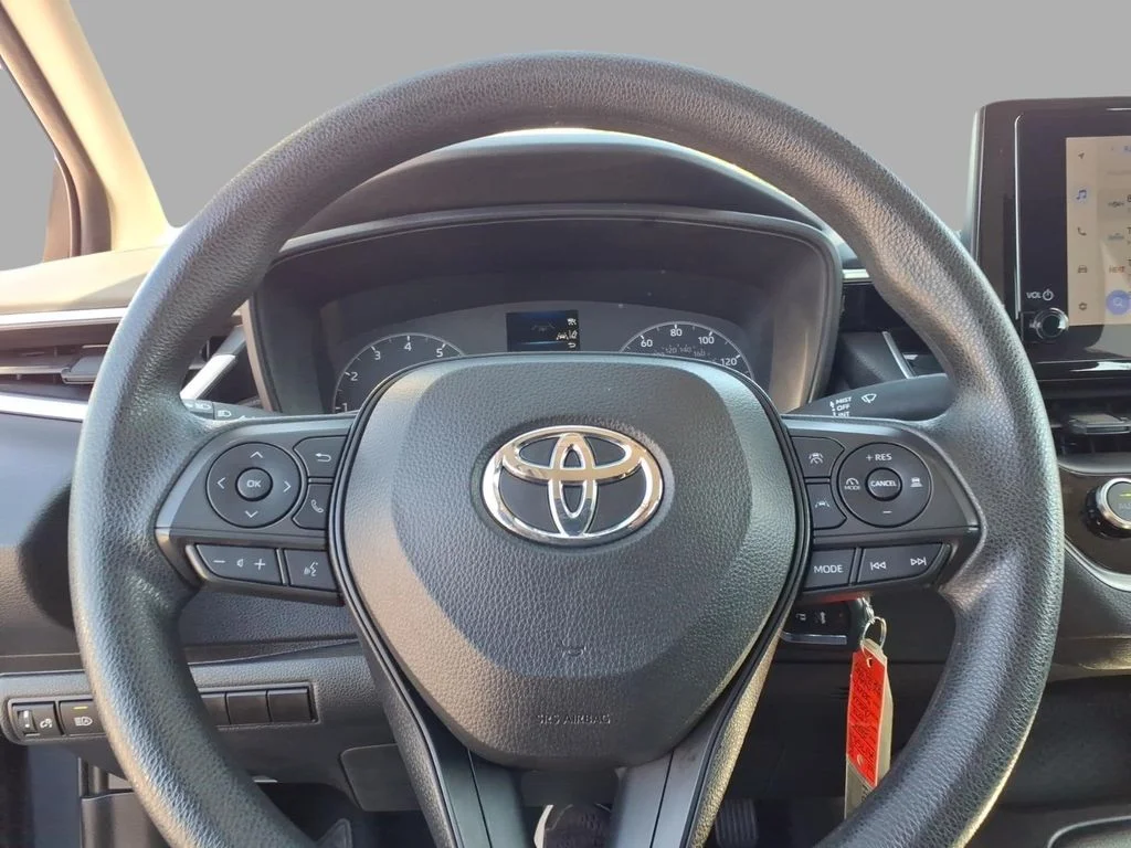 Used 2024  Toyota LE image 27