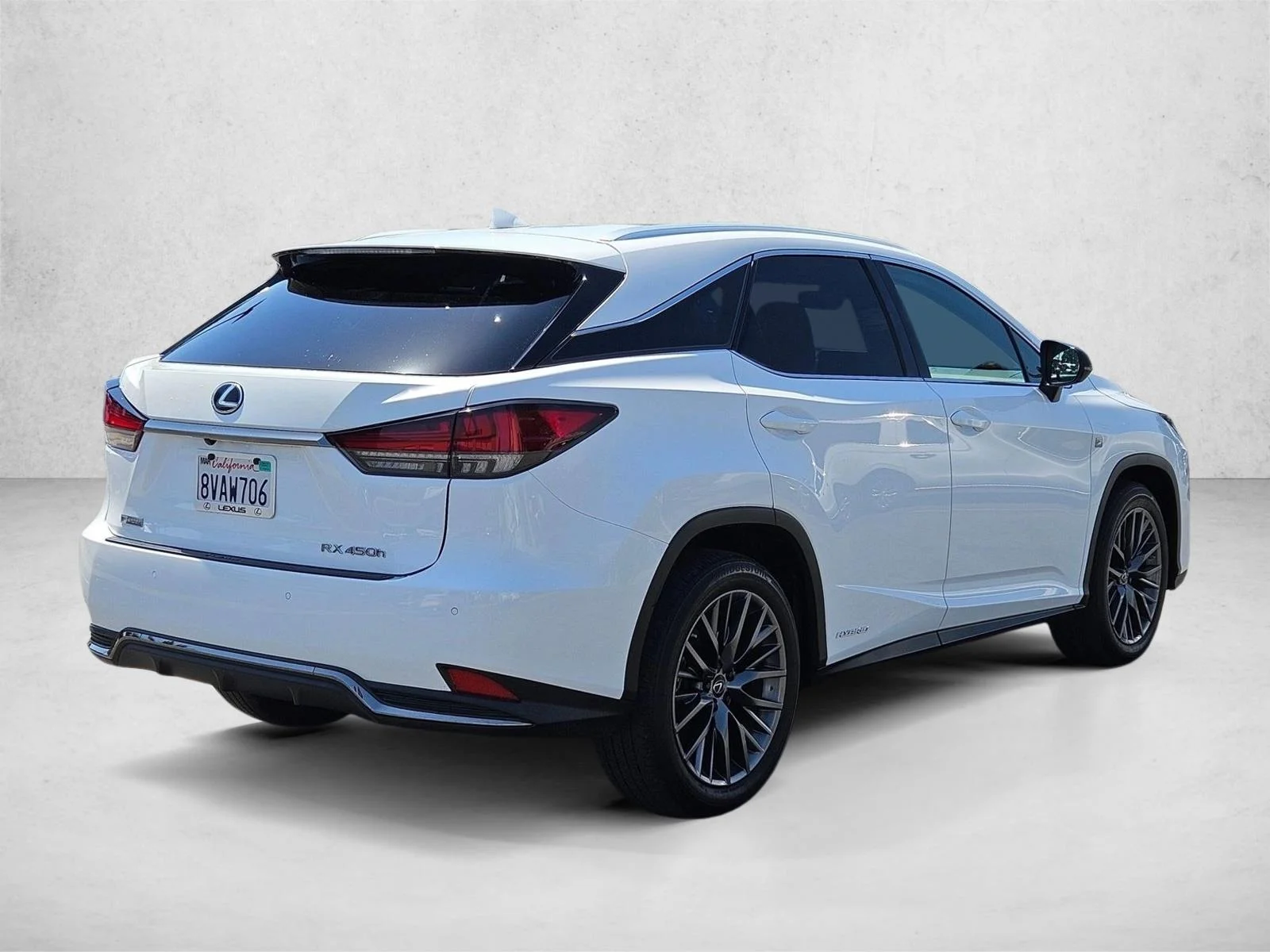 Used 2021 Ultra White Lexus RX 450h F SPORT Handling image 5