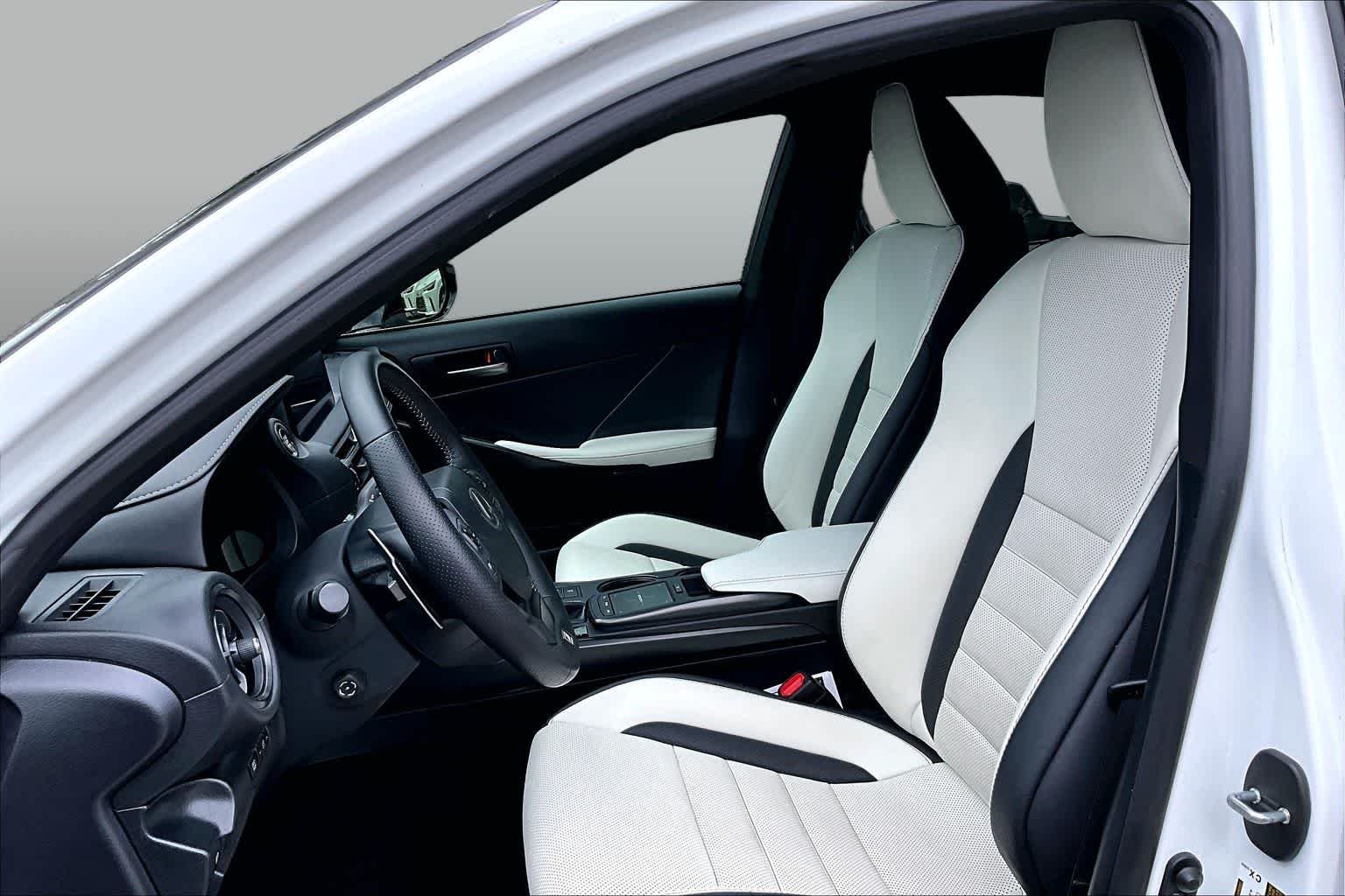 Certified Used 2023 ULTRA WHITE Lexus F SPORT image 8