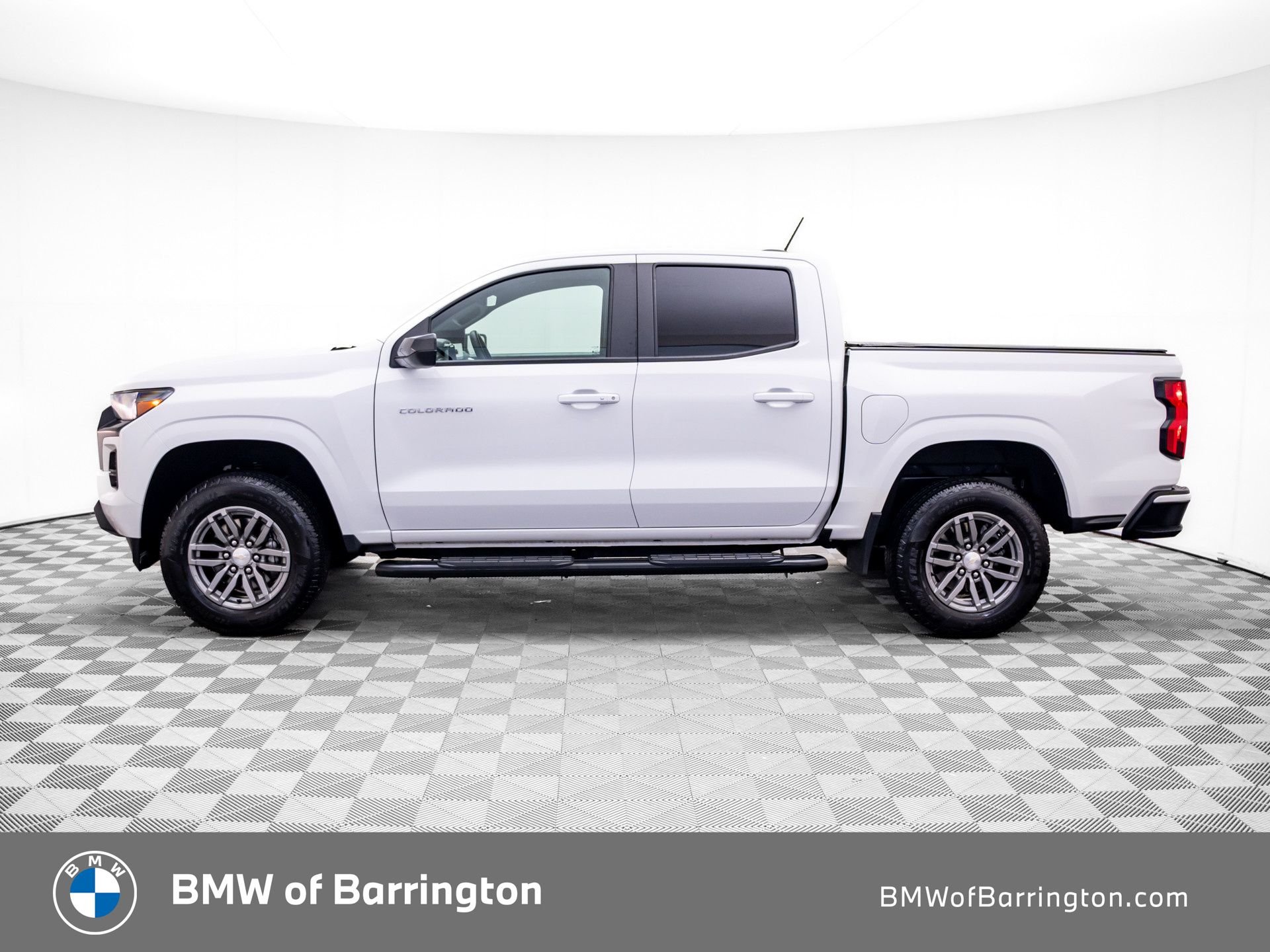 Used 2024 White Chevrolet LT image 2