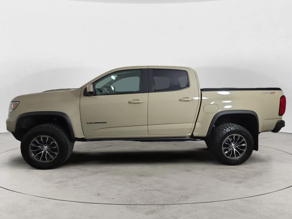 Used 2022 Beige Chevrolet ZR2 image 8