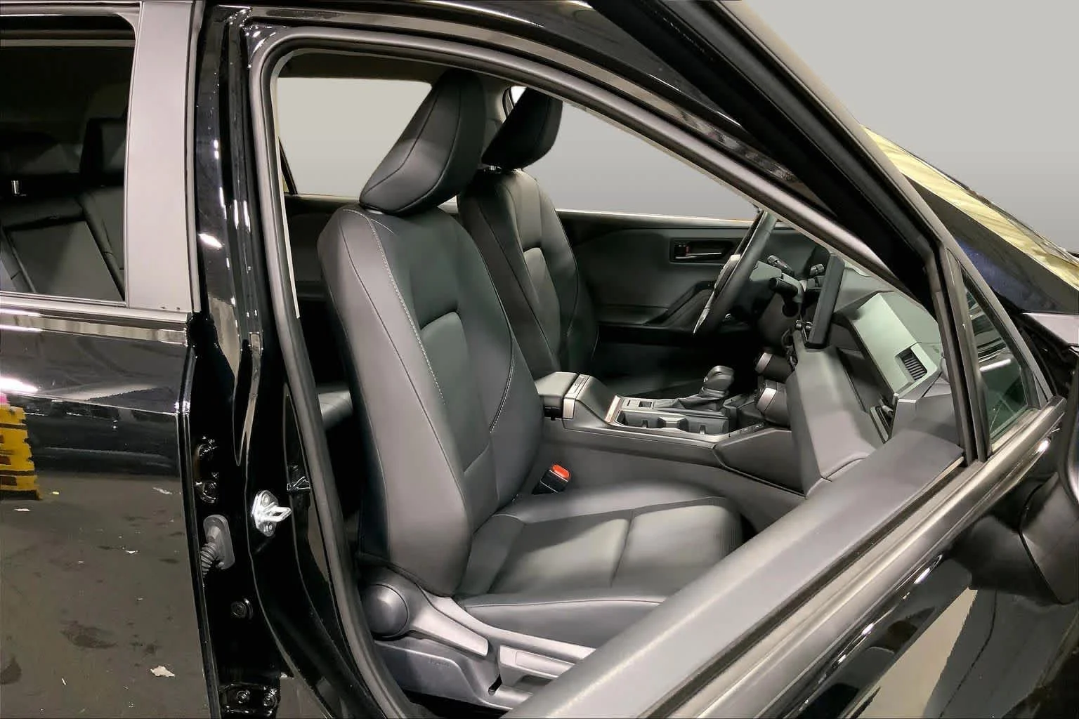 Used 2026 Midnight Black Metallic Toyota XLE Premium image 9