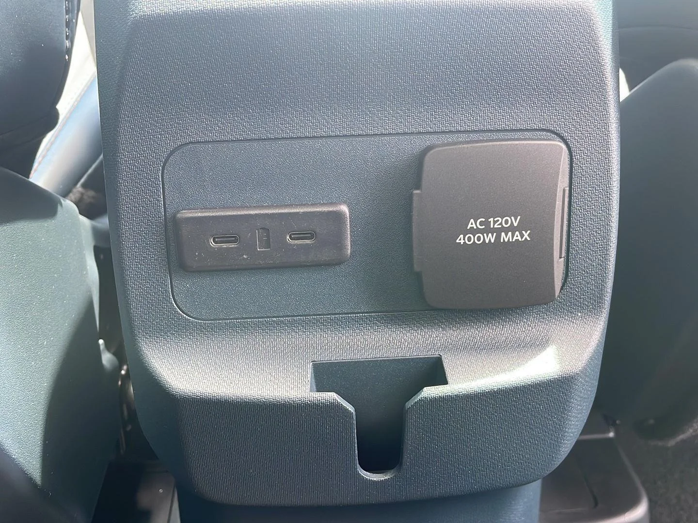 New 2026 Carbonized Gray Metallic Ford LARIAT image 31
