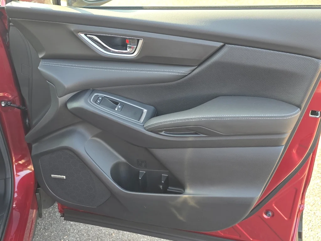 Used 2025 Crimson Red Pearl Subaru Limited image 20