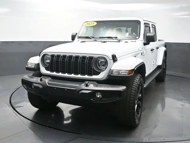 2025 Jeep Gladiator Nighthawk