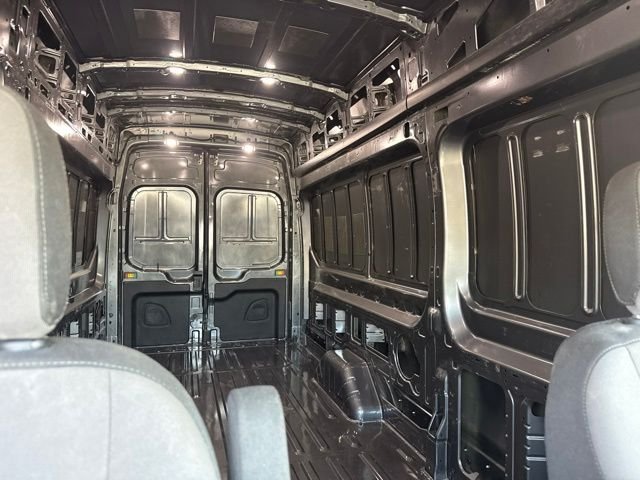 Used 2025 Gray Ford Base image 6