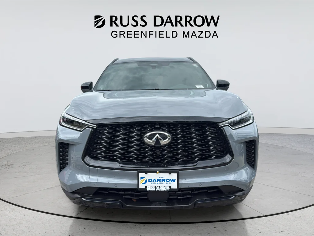 Used 2025 Gray INFINITI LUXE image 8