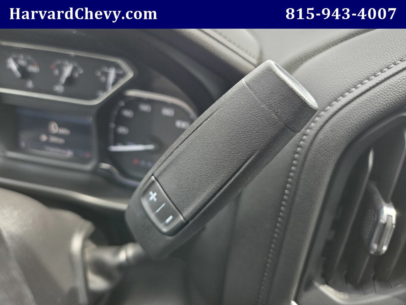 Used 2020 SUMMIT WHITE GMC SLE image 18