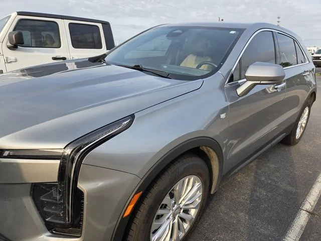 Used 2024 Silver Cadillac Luxury image 4