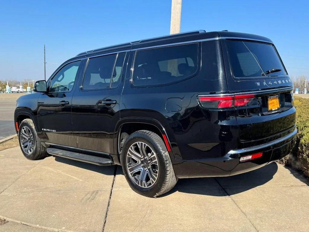 Used 2024 Black Jeep Series II image 4