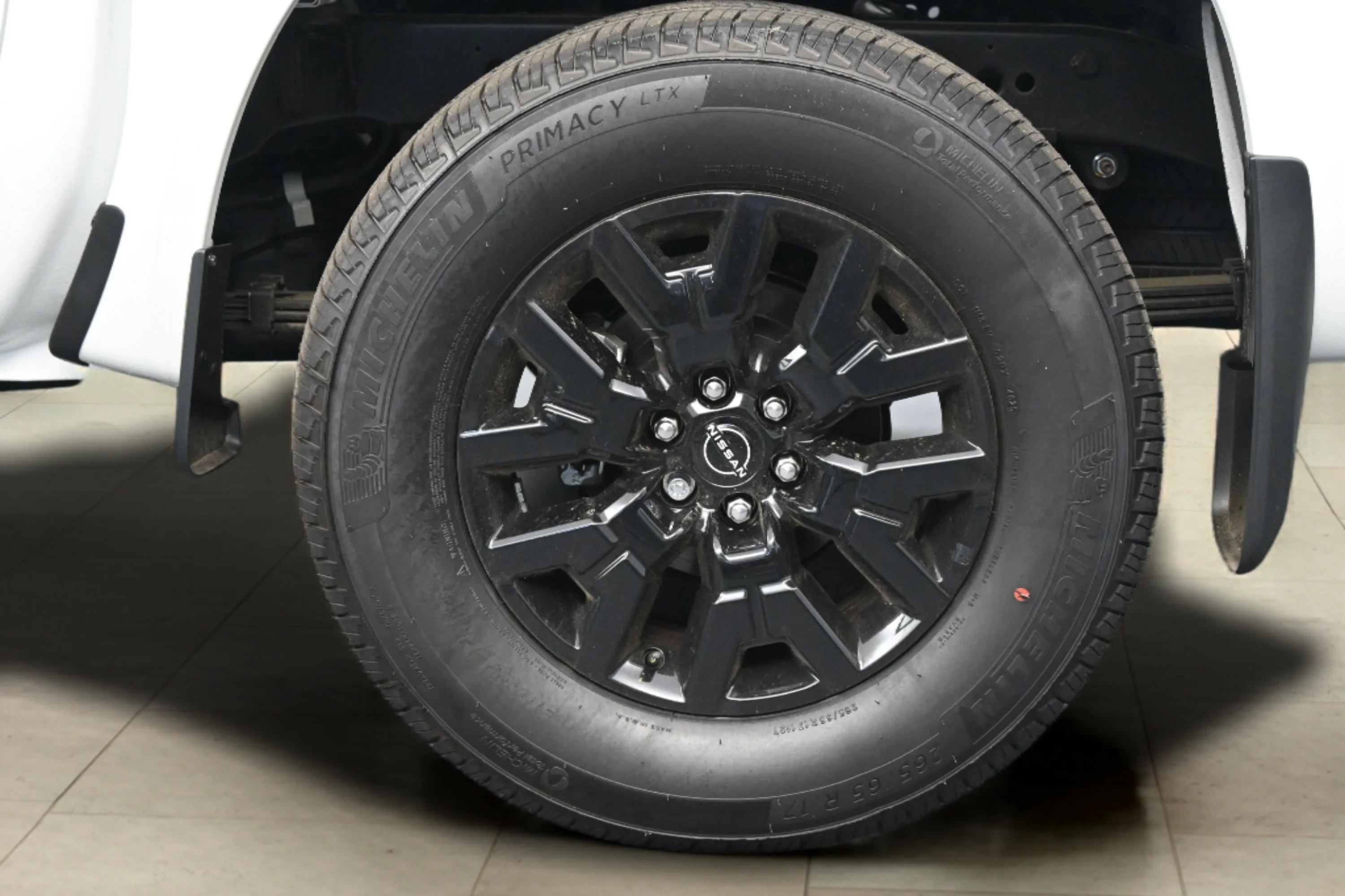 New 2026 Glacier White Nissan Crew Cab SV image 20