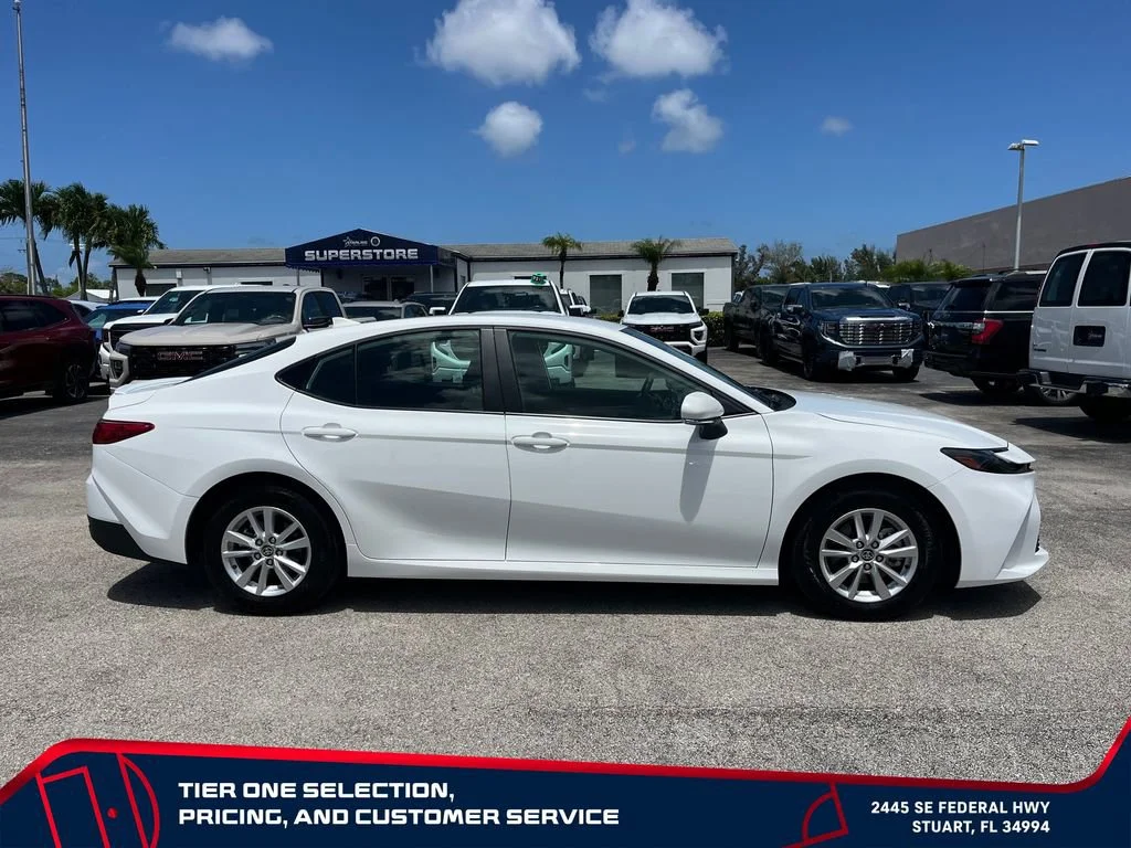Used 2025 White Toyota LE image 8
