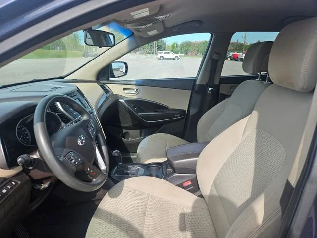 Used 2018 Blue Hyundai 2.4L image 9