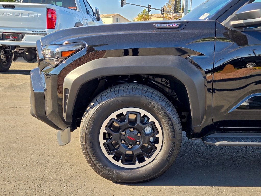 2025 Toyota 4Runner TRD Off-Road - Photo 9