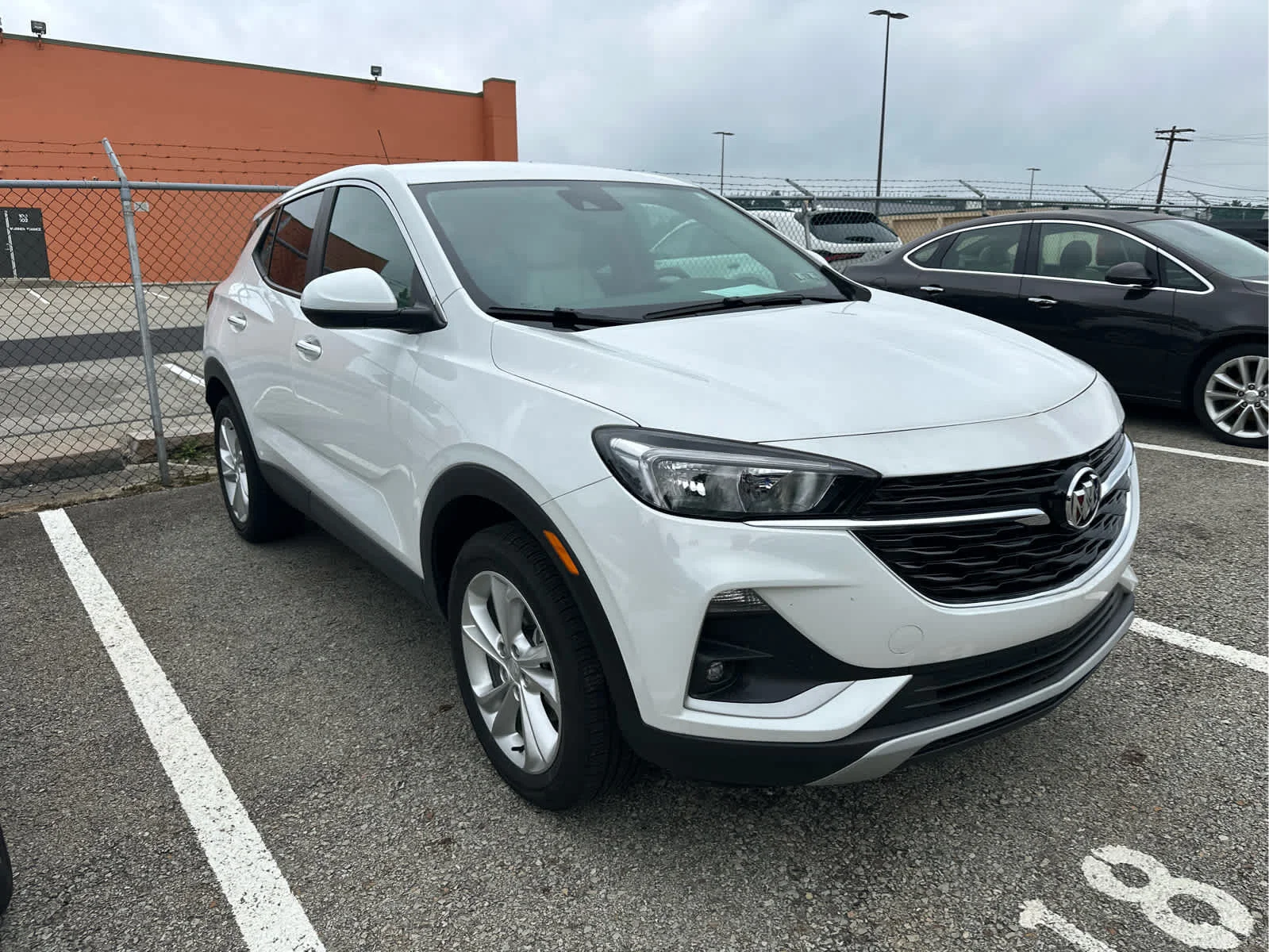 Used 2023 Summit White Buick Preferred image 2