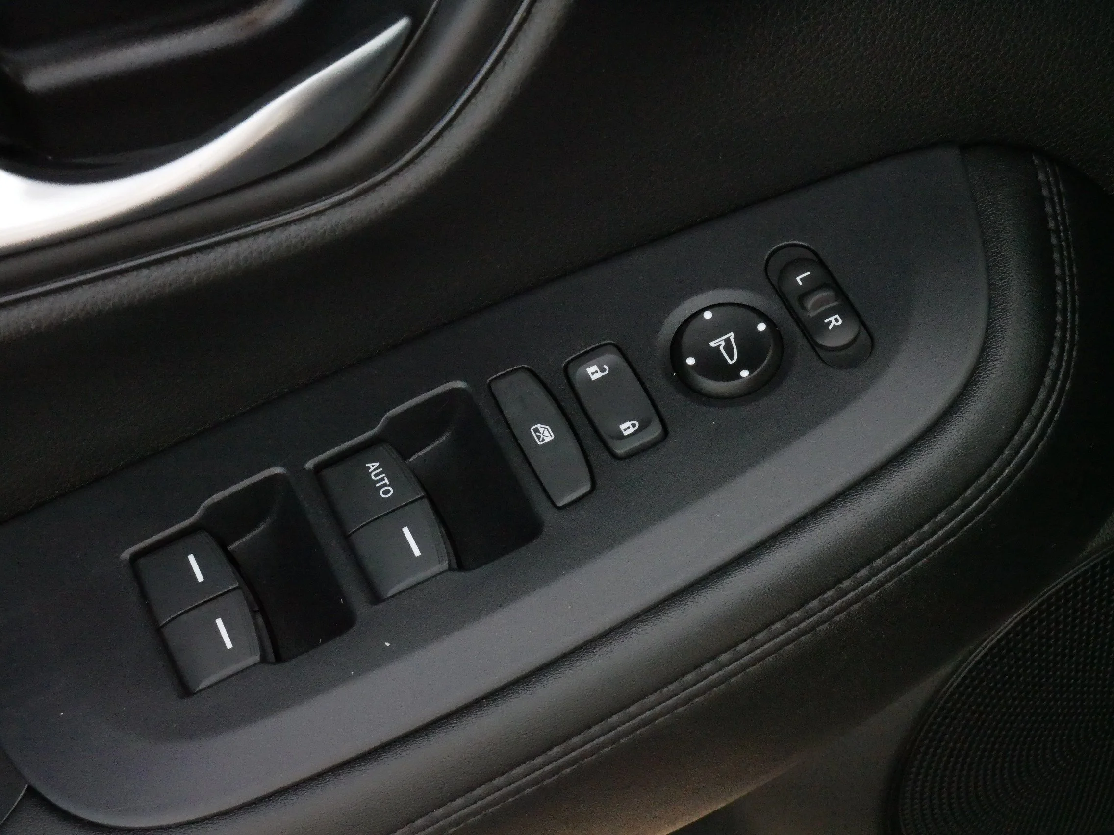 2024 Honda HR-V LX - Photo 19