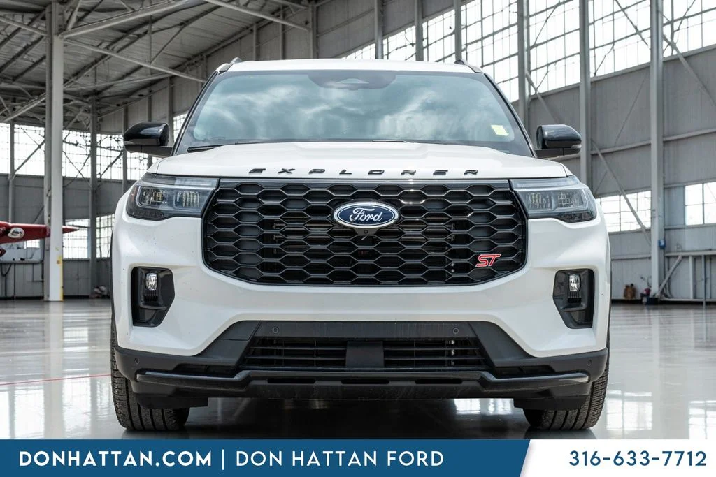 New 2026 Star White Metallic Tri-Coat Ford ST image 43