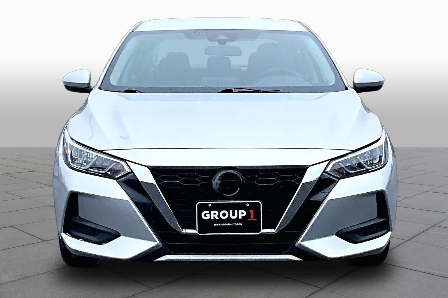 Used 2022 Brilliant Silver Metallic Nissan SV image 4