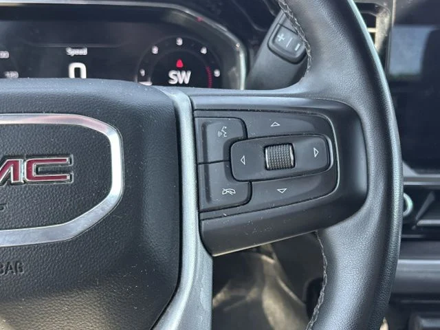 Used 2024 White GMC SLT image 38