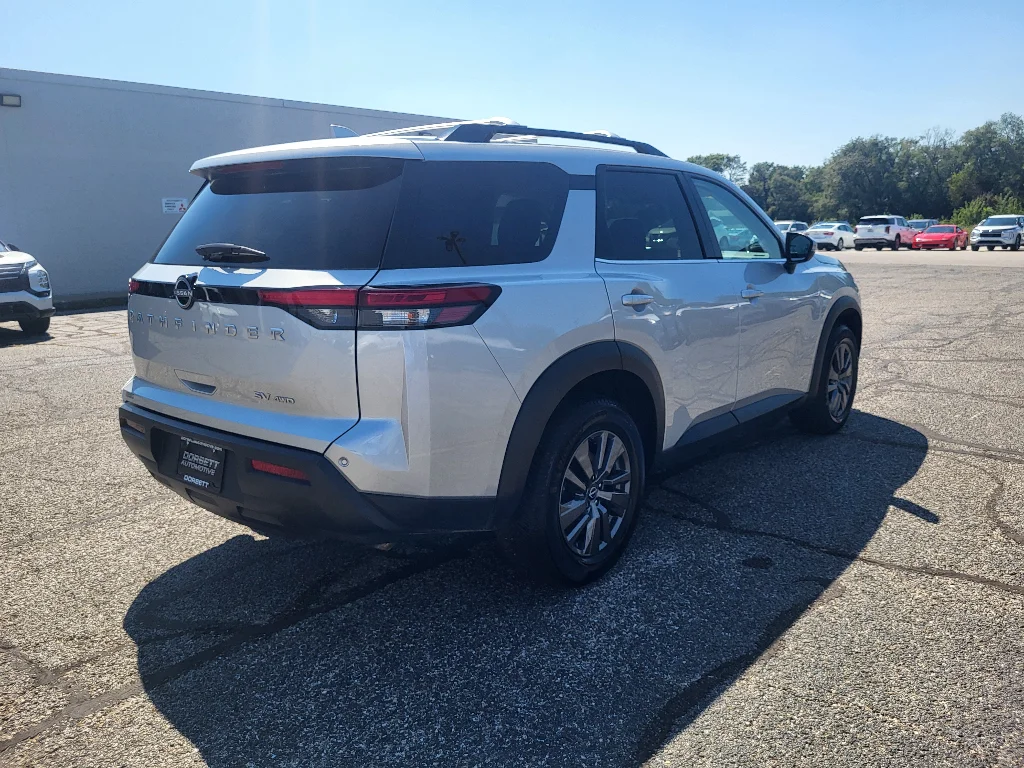 Used 2022 Brilliant Silver Metallic Nissan SV image 6