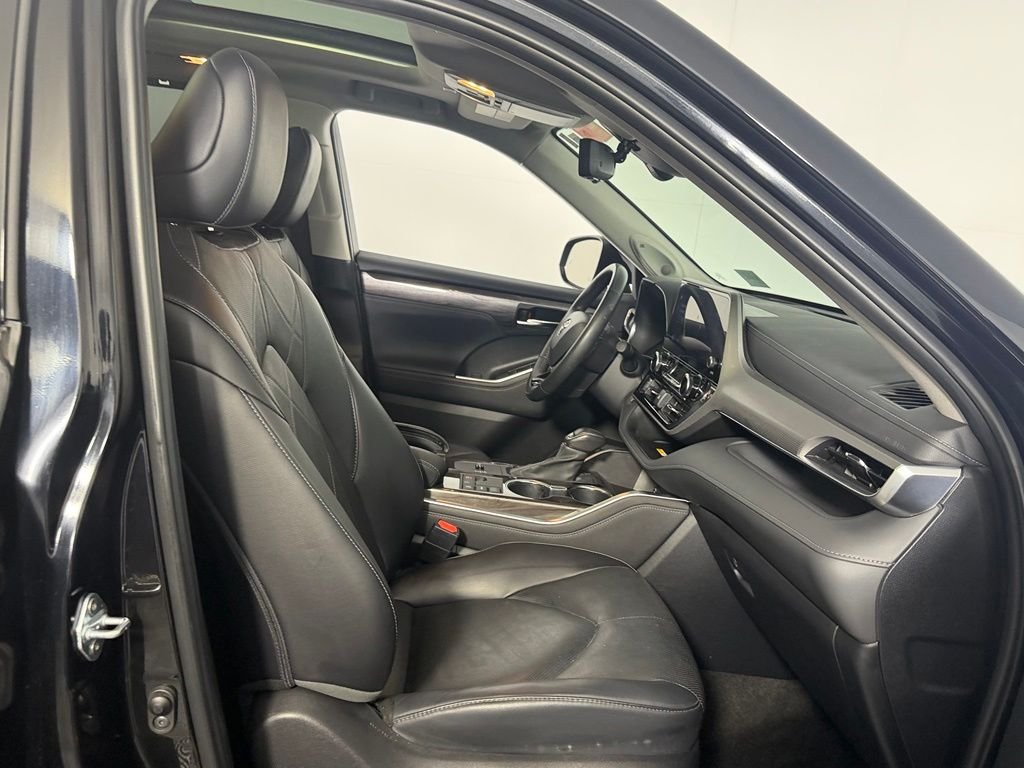 2024 Toyota Highlander Platinum - Photo 27