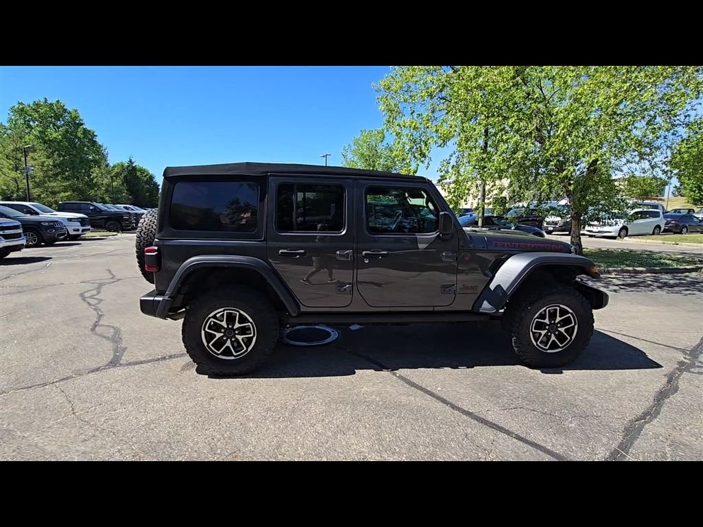 Used 2024 Gray Jeep Rubicon image 8