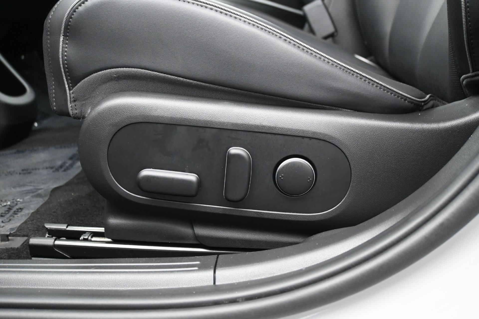 2023 Hyundai IONIQ 5 SEL - Photo 25
