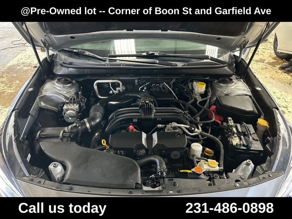 Used 2019 Silver Subaru 2.5i image 10