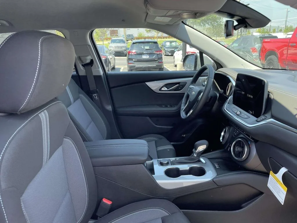 New 2026 Sterling Gray Metallic Chevrolet LT image 9