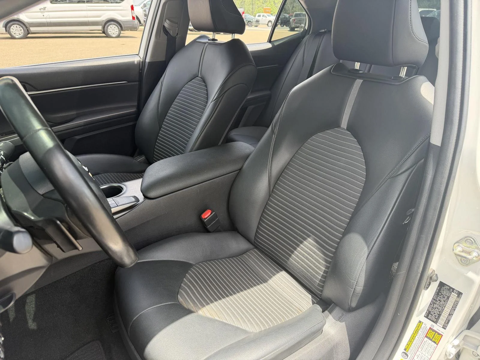 Used 2022 Super White Toyota SE image 13