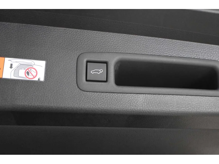 New 2026 BLACK Toyota LE Mobility Handicap Van image 26