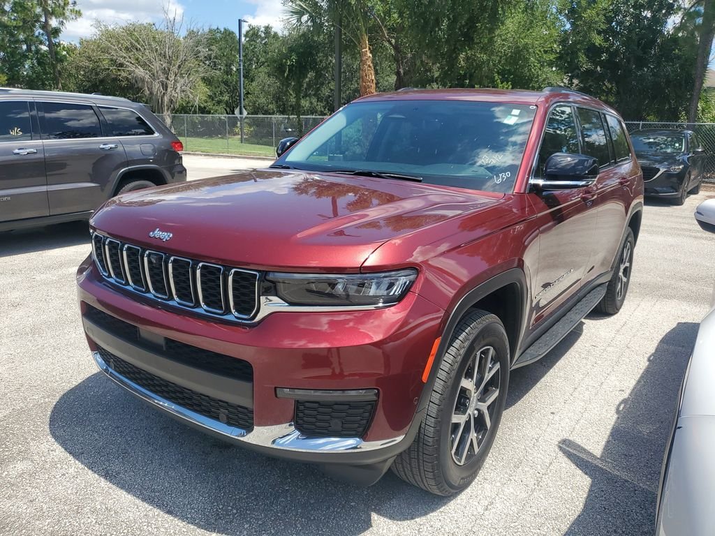 Used 2023 Red Jeep Limited image 3