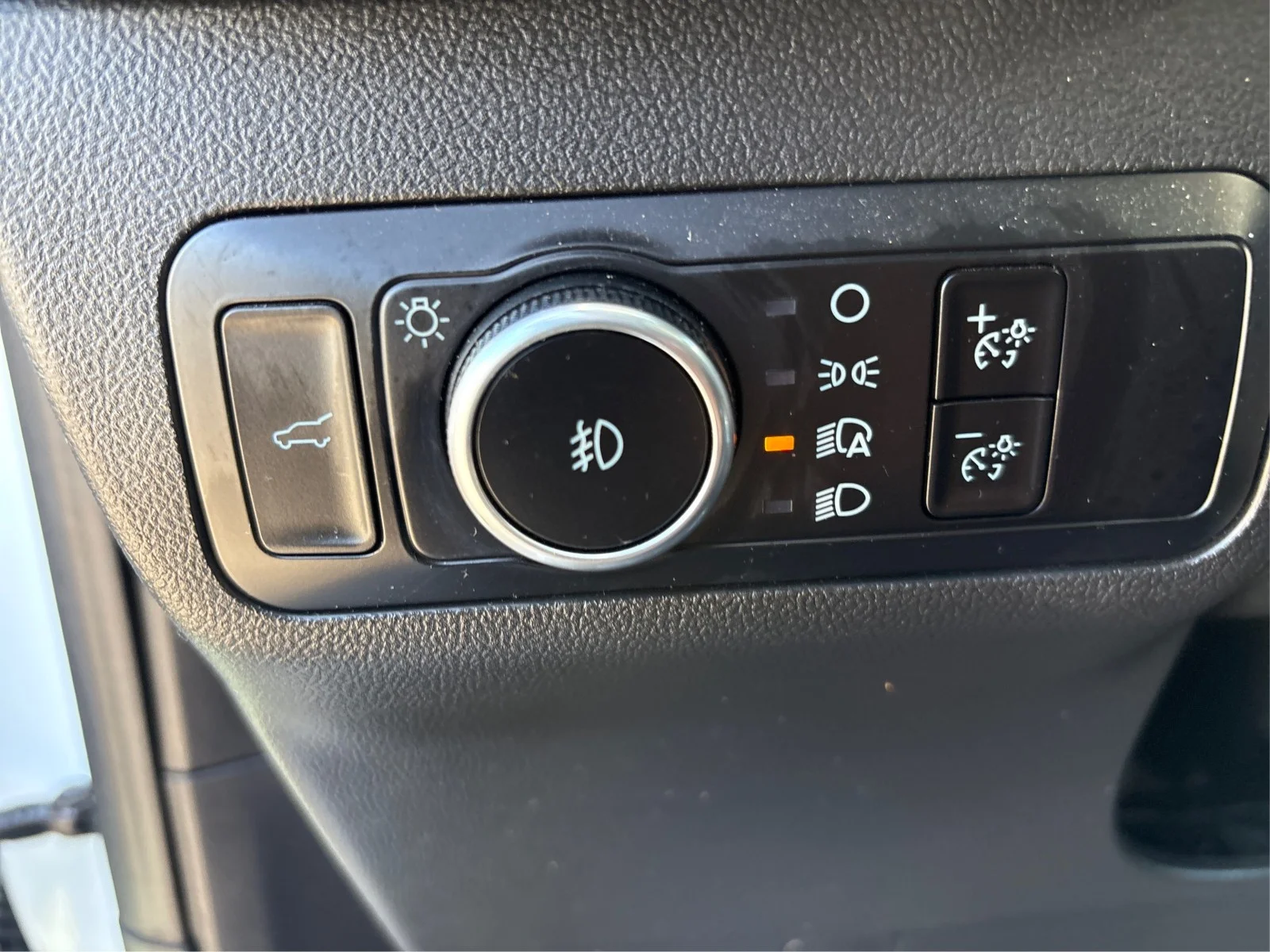 Certified Used 2022 White Ford SEL image 16