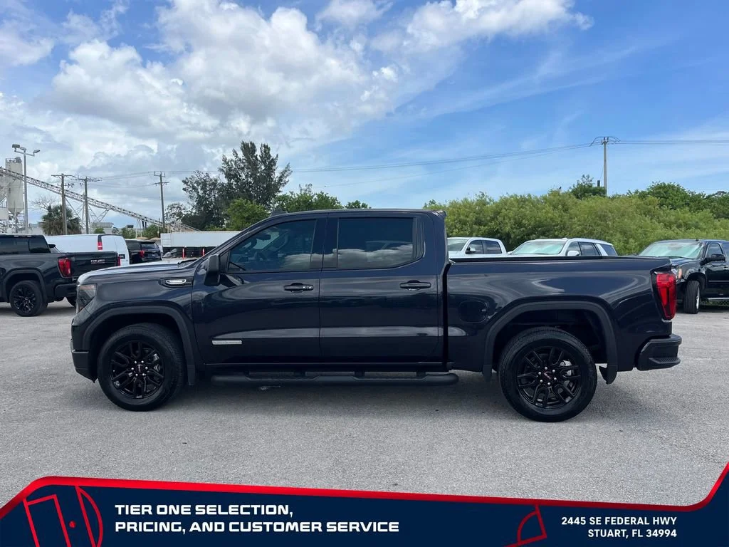 Used 2025 Titanium Rush Metallic GMC Elevation image 4