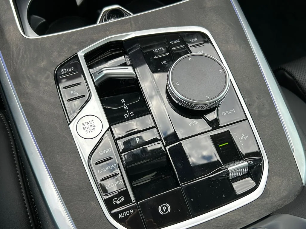 2026 BMW X7 40i - Photo 28