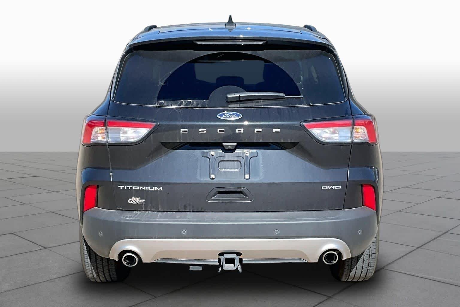 Used 2022 Agate Black Metallic Ford Titanium image 5