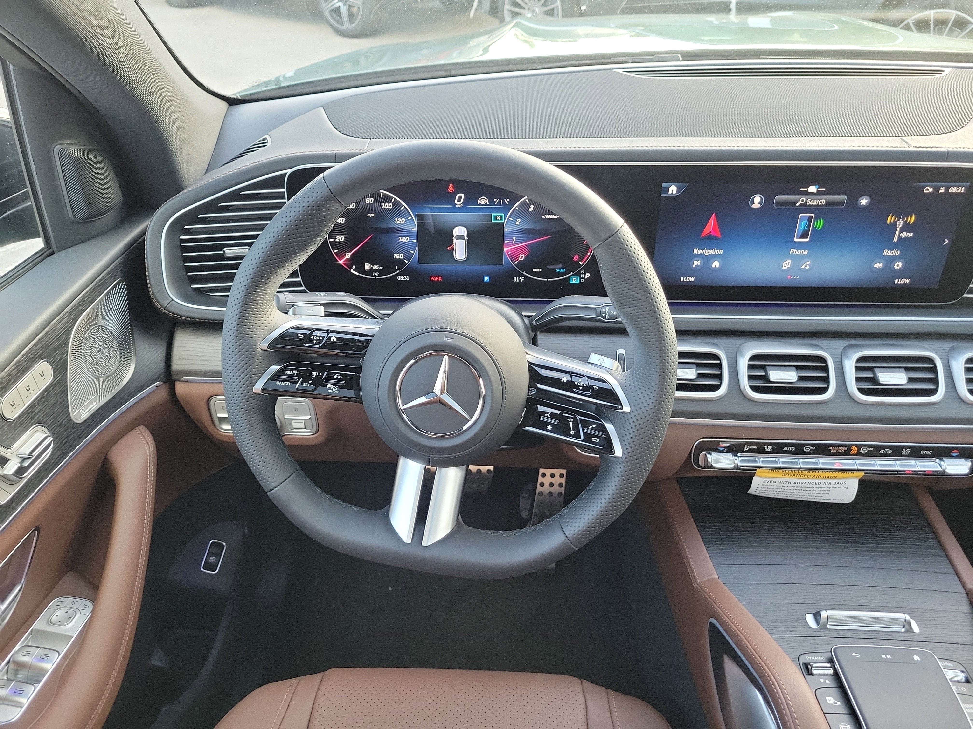 New 2026 MANUFAKTUR Ireland Mid Green Metallic Mercedes-Benz GLS 450 image 50