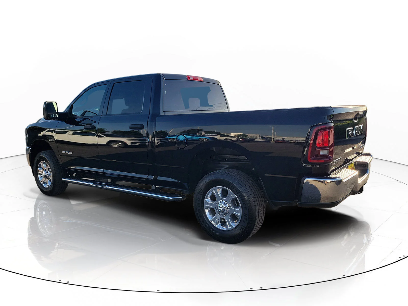Certified Used 2025 Black Ram Big Horn image 4