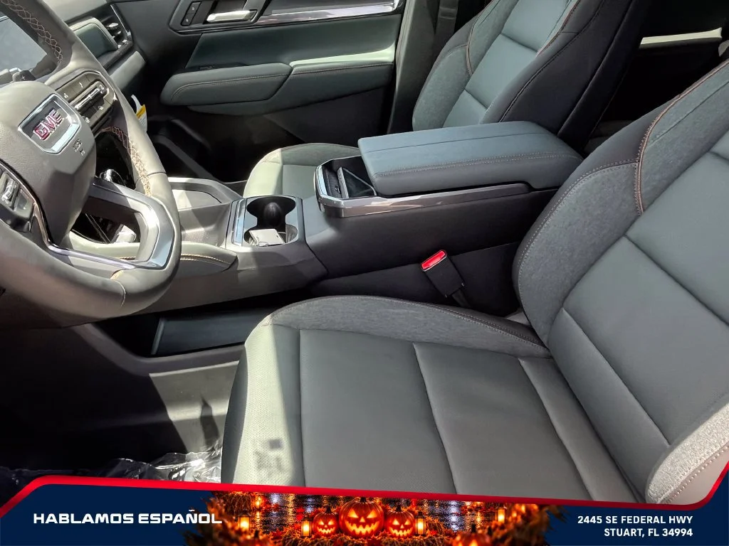 2026 GMC Terrain AT4 - Photo 10