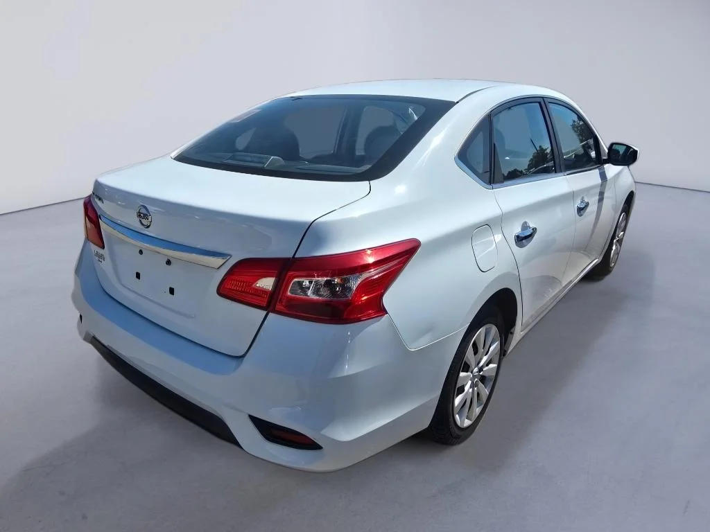 Used 2018 Fresh Powder Nissan S image 5